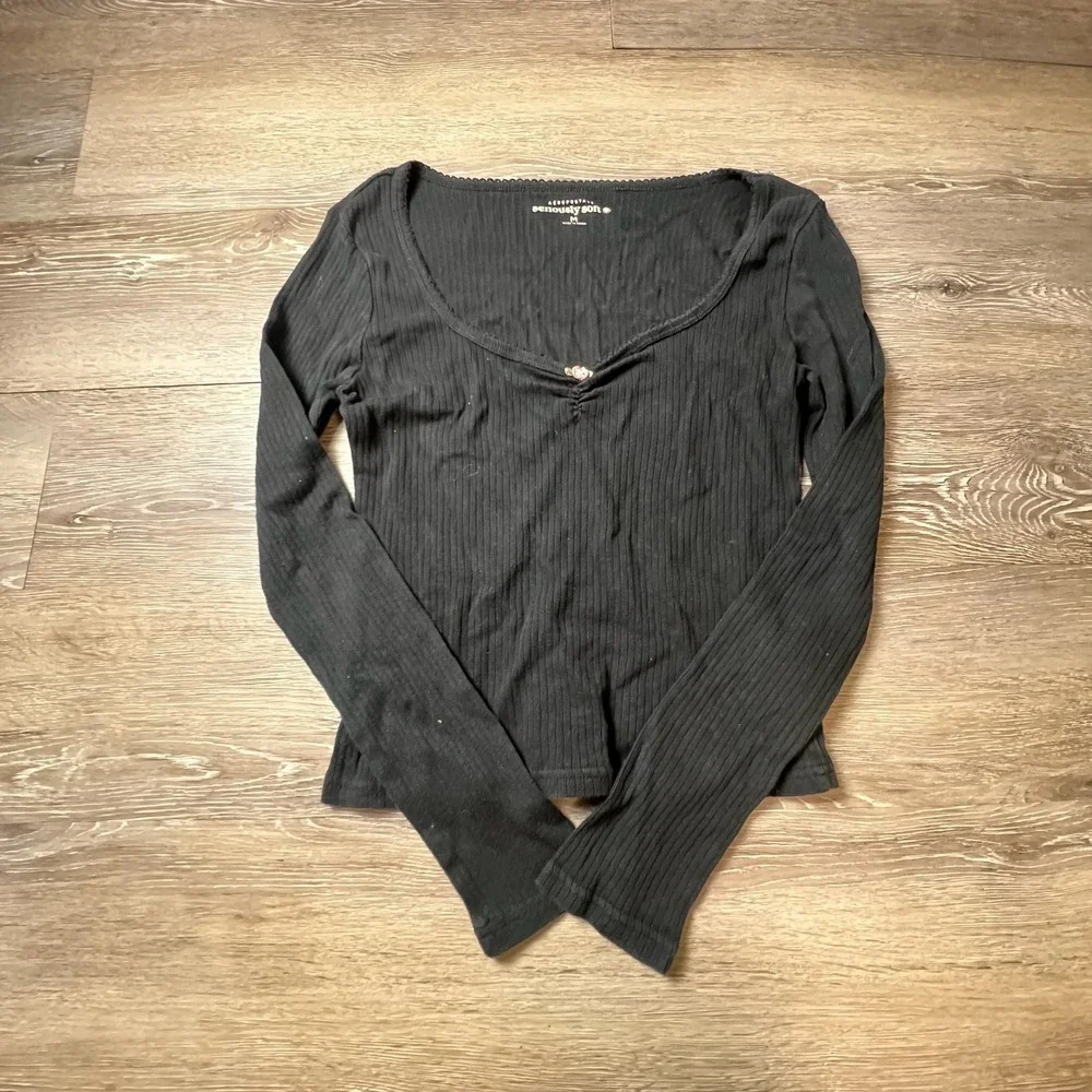 Aeropostale Ribbed Top Women M Black Seriously Soft Long Sleeve Rosette Coquette